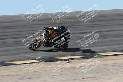 media/Oct-13-2025-Moto Forza (Mon) [[a66d839500]]/3-B Group/Session 2 (Bowl)/